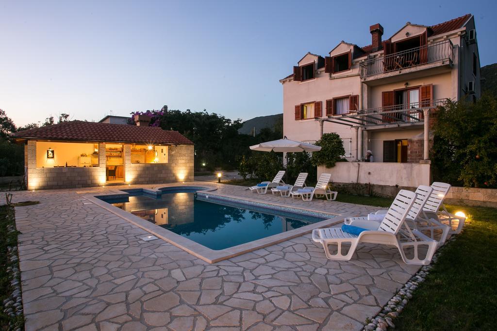 Holiday Home Luce Vitaljina Exterior foto